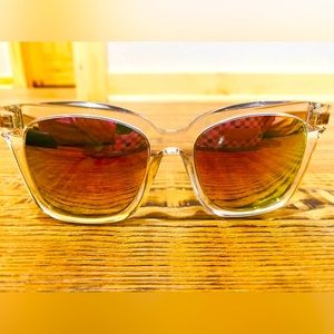 DIFF Clear Pink Polarized Sunglasses